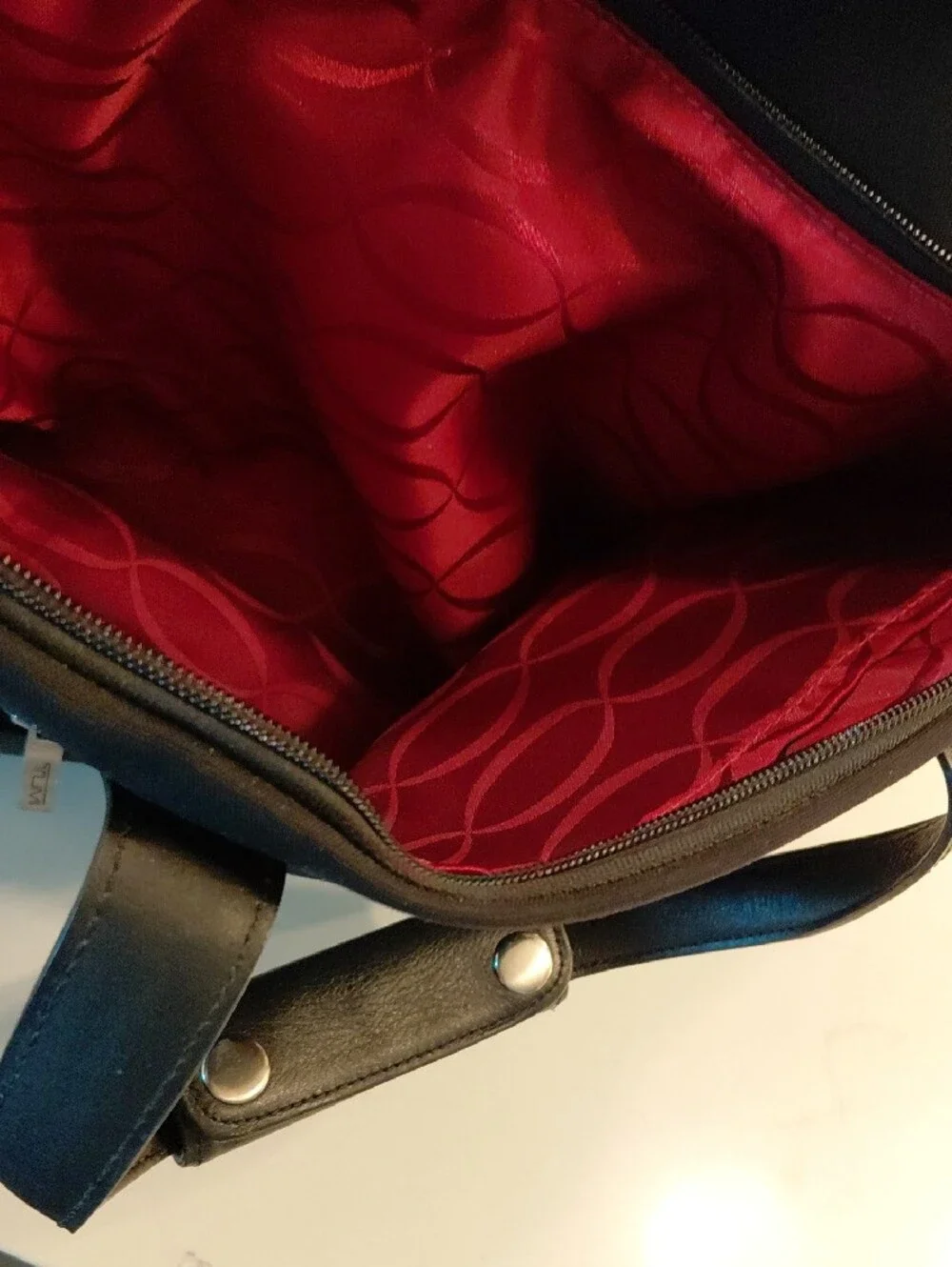 Tumi Black Men's Duffel Bag with Shoulder Strap